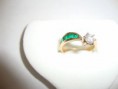 Anillo con cinco Esmeraldas